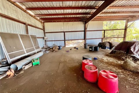 Commercial property in Avon Park, Florida 311.41 sq.m. № 2101028 - photo 11