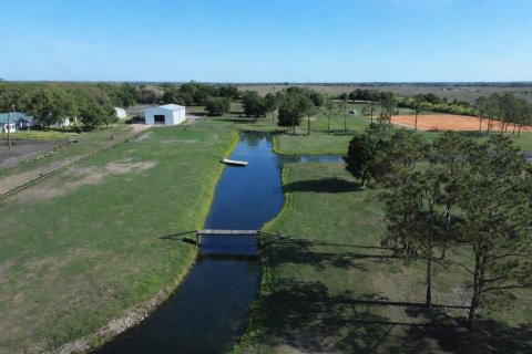 Commercial property in Avon Park, Florida 311.41 sq.m. № 2101028 - photo 26