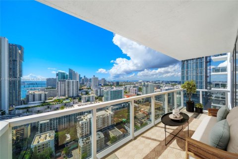 Condominio en venta en Miami, Florida, 3 dormitorios, 139.82 m2 № 2056280 - foto 7
