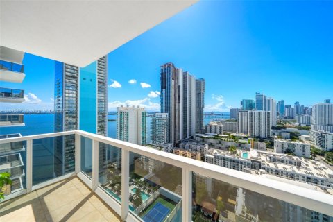 Condominio en venta en Miami, Florida, 3 dormitorios, 139.82 m2 № 2056280 - foto 4