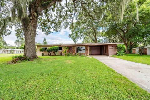 House in Lakeland, Florida 3 bedrooms, 136.29 sq.m. № 1898958 - photo 1
