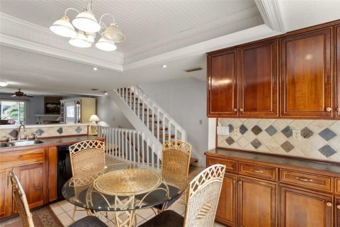 Adosado en venta en Tierra Verde, Florida, 2 dormitorios, 153.29 m2 № 1912206 - foto 7