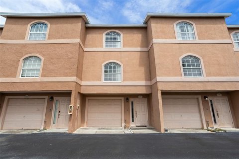 Adosado en venta en Tierra Verde, Florida, 2 dormitorios, 153.29 m2 № 1912206 - foto 27