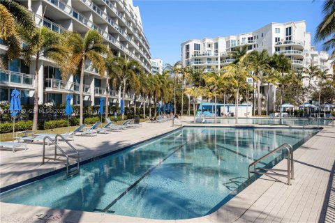 Condo in Aventura, Florida, 4 bedrooms  № 2027243 - photo 29