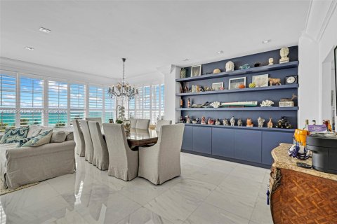 Copropriété à vendre à Miami Beach, Floride: 2 chambres, 163.23 m2 № 2047161 - photo 10