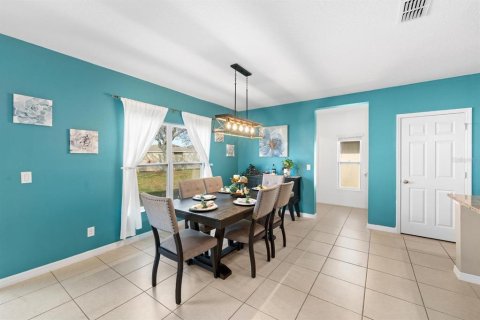 Villa ou maison à vendre à Davenport, Floride: 5 chambres, 244.52 m2 № 1537299 - photo 9