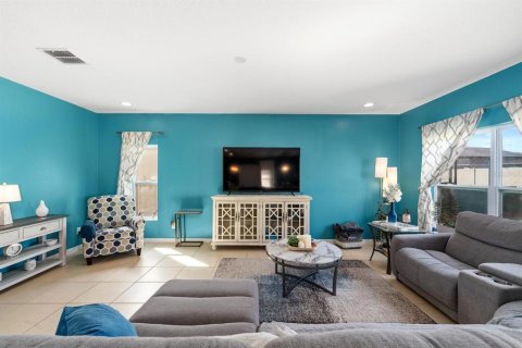 Villa ou maison à vendre à Davenport, Floride: 5 chambres, 244.52 m2 № 1537299 - photo 7