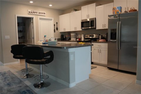 Casa en venta en New Port Richey, Florida, 5 dormitorios, 221.94 m2 № 1869858 - foto 6