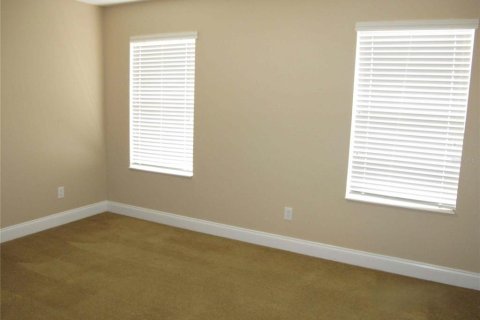 Casa en alquiler en Orlando, Florida, 4 dormitorios, 277.87 m2 № 1831159 - foto 18
