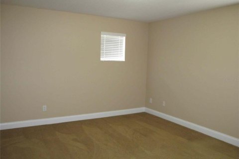 Casa en alquiler en Orlando, Florida, 4 dormitorios, 277.87 m2 № 1831159 - foto 19