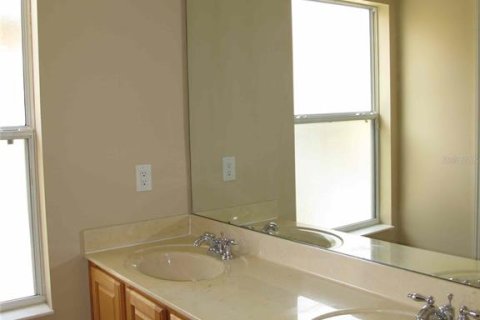 Casa en alquiler en Orlando, Florida, 4 dormitorios, 277.87 m2 № 1831159 - foto 22