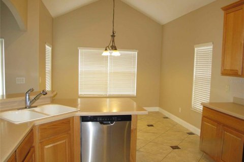 Casa en alquiler en Orlando, Florida, 4 dormitorios, 277.87 m2 № 1831159 - foto 6