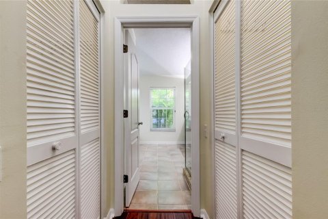 Casa en venta en Tarpon Springs, Florida, 4 dormitorios, 209.68 m2 № 1919425 - foto 20