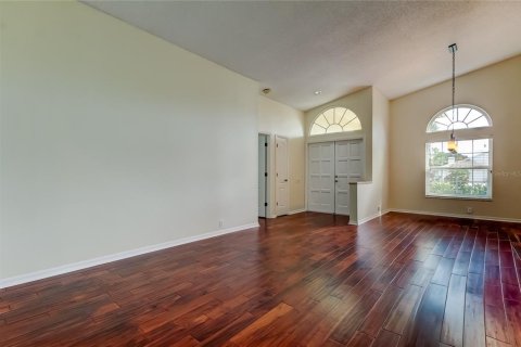 Casa en venta en Tarpon Springs, Florida, 4 dormitorios, 209.68 m2 № 1919425 - foto 10