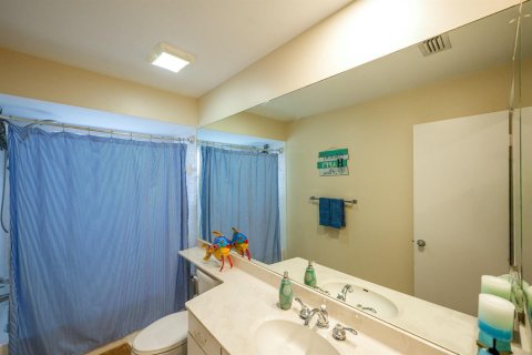 Condominio en venta en Palm City, Florida, 2 dormitorios, 132.01 m2 № 2078270 - foto 22