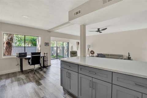 Condo in Longwood, Florida, 1 bedroom  № 1757921 - photo 15