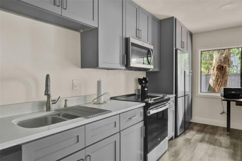 Condo in Longwood, Florida, 1 bedroom  № 1757921 - photo 14