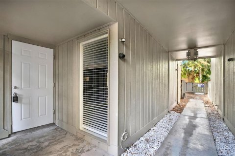Condo in Longwood, Florida, 1 bedroom  № 1757921 - photo 5