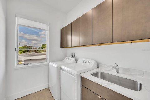 Adosado en venta en Winter Park, Florida, 3 dormitorios, 220.36 m2 № 1902560 - foto 21