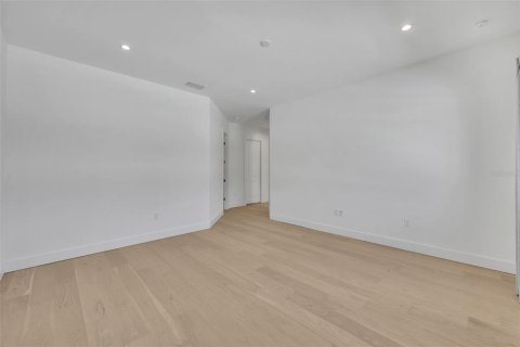 Adosado en venta en Winter Park, Florida, 3 dormitorios, 220.36 m2 № 1902560 - foto 27