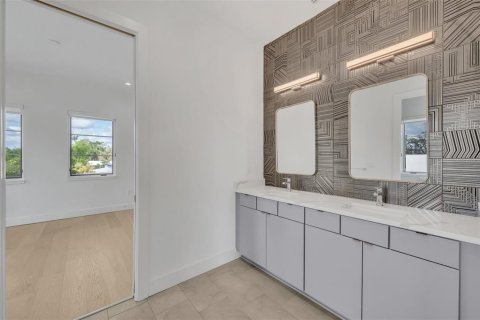 Adosado en venta en Winter Park, Florida, 3 dormitorios, 220.36 m2 № 1902560 - foto 16