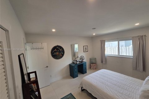 House in Pinecrest, Florida 3 bedrooms, 151.06 sq.m. № 2033639 - photo 28