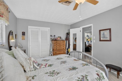 House in Oakland Park, Florida 2 bedrooms, 96.43 sq.m. № 2191078 - photo 23