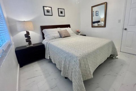 House in Port Charlotte, Florida 3 bedrooms, 129.6 sq.m. № 1718266 - photo 23