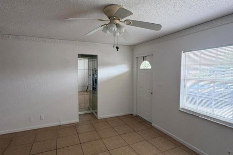 Townhouse in West Palm Beach, Florida 2 bedrooms, 124.49 sq.m. № 2260067 - photo 15