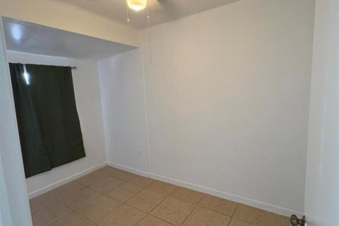 Townhouse in West Palm Beach, Florida 2 bedrooms, 124.49 sq.m. № 2260067 - photo 17