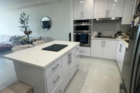 Condominio en venta en Sunny Isles Beach, Florida, 1 dormitorio, 93.37 m2 № 1979873 - foto 5