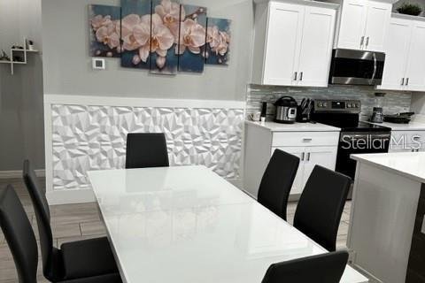 House in Winter Garden, Florida 3 bedrooms, 156.54 sq.m. № 1688024 - photo 14