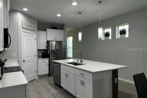 House in Winter Garden, Florida 3 bedrooms, 156.54 sq.m. № 1688024 - photo 9