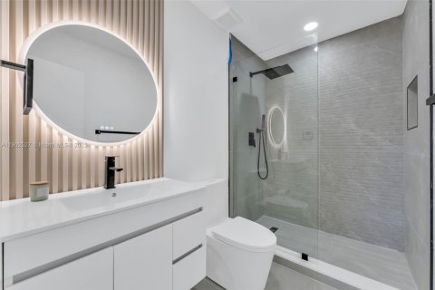 Casa en venta en Miami Gardens, Florida, 3 dormitorios, 98.29 m2 № 1957135 - foto 17