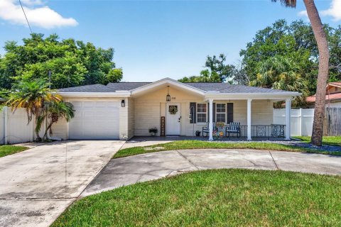 Casa en New Port Richey, Florida 4 dormitorios, 125.98 m2 № 2313162