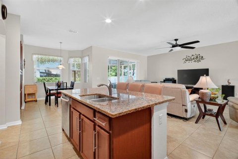 Casa en venta en Apopka, Florida, 4 dormitorios, 243.4 m2 № 1894375 - foto 14