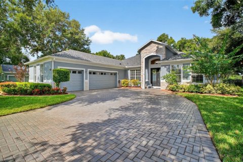 Casa en venta en Apopka, Florida, 4 dormitorios, 243.4 m2 № 1894375 - foto 2