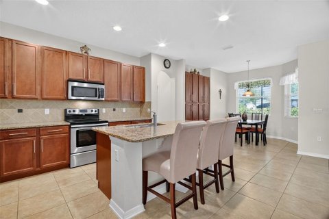 Casa en venta en Apopka, Florida, 4 dormitorios, 243.4 m2 № 1894375 - foto 12