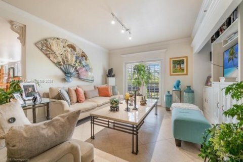 Купить кондоминиум в Корал-Гейблс, Флорида 3 спальни, 255.48м2, № 1948936 - фото 2