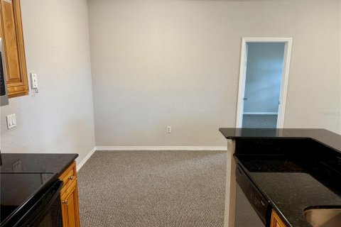 Condo in Altamonte Springs, Florida, 2 bedrooms  № 2224833 - photo 10