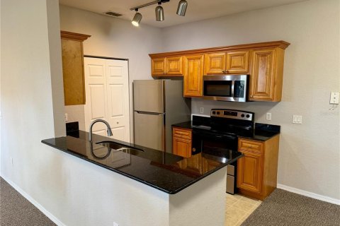 Condo in Altamonte Springs, Florida, 2 bedrooms  № 2224833 - photo 5