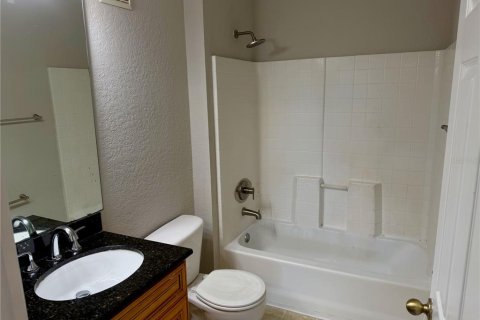 Condo in Altamonte Springs, Florida, 2 bedrooms  № 2224833 - photo 14