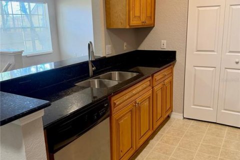 Condo in Altamonte Springs, Florida, 2 bedrooms  № 2224833 - photo 7