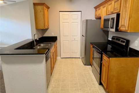 Condo in Altamonte Springs, Florida, 2 bedrooms  № 2224833 - photo 6