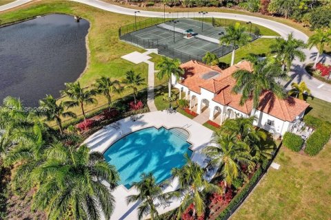 Casa en Port St. Lucie, Florida 3 dormitorios, 148.64 m2 № 2075720