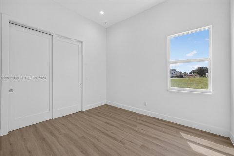 House in Port St. Lucie, Florida 3 bedrooms, 148.64 sq.m. № 2075720 - photo 29