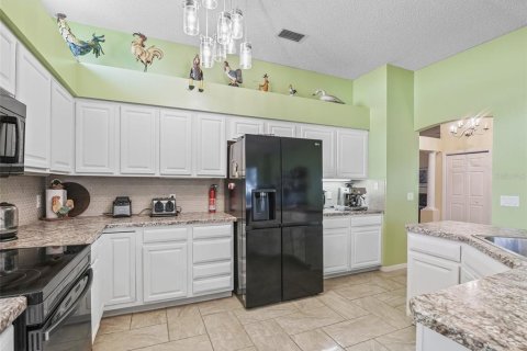Casa en venta en The Villages, Florida, 3 dormitorios, 204.2 m2 № 1138028 - foto 9