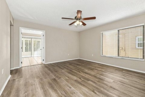 Villa ou maison à louer à Lakeland, Floride: 3 chambres, 106.28 m2 № 2430511 - photo 4