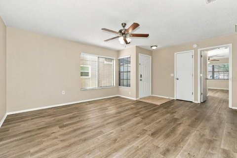 Villa ou maison à louer à Lakeland, Floride: 3 chambres, 106.28 m2 № 2430511 - photo 3