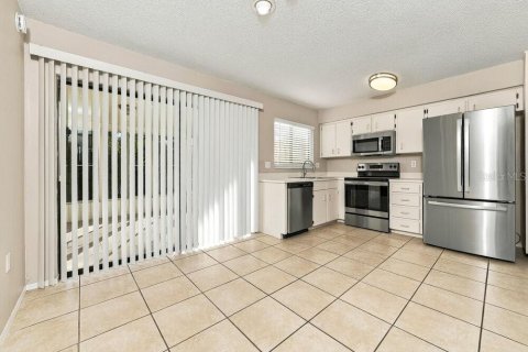 Villa ou maison à louer à Lakeland, Floride: 3 chambres, 106.28 m2 № 2430511 - photo 5